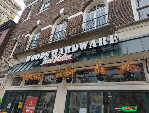 Locksmith «Acme Lock Woods Hardware», reviews and photos, 125 E 9th St, Cincinnati, OH 45202, USA