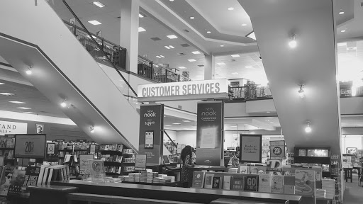 Book Store «Barnes & Noble», reviews and photos, 11 W Hillsdale Blvd, San Mateo, CA 94403, USA