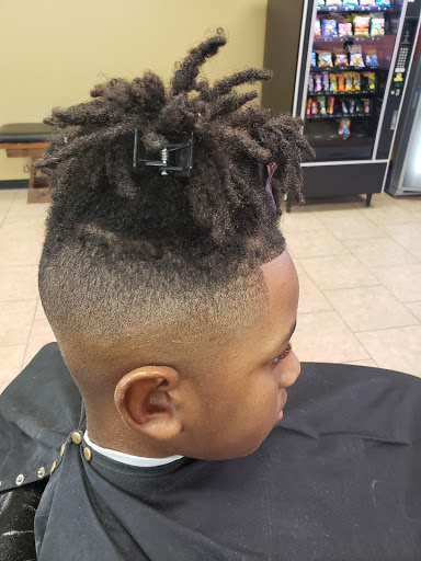 Barber Shop «Transitions Barber Shop», reviews and photos, 18150 Kieth Harrow Blvd # B, Houston, TX 77084, USA