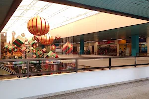 Calima Mall image