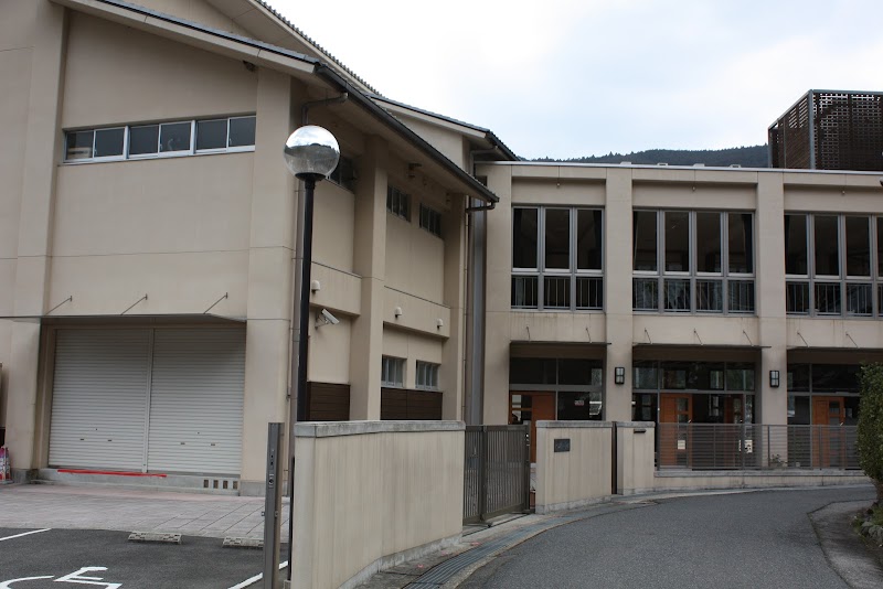 東吉野小学校