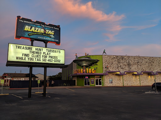 Shopping Mall «Southwood Shopping Center», reviews and photos, 1701 W Ben White Blvd, Austin, TX 78701, USA