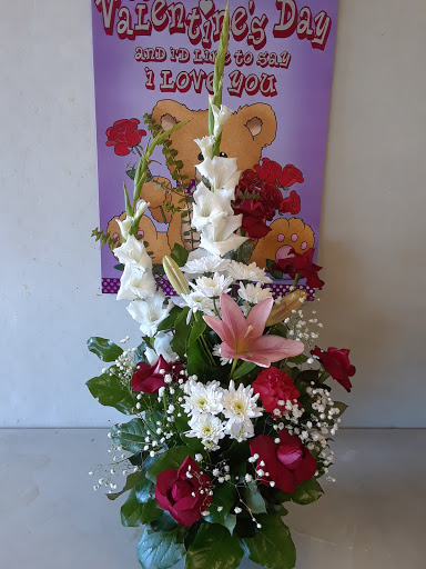 Florist «Florals by Ana», reviews and photos, 4408 E Rosecrans Ave, Compton, CA 90221, USA