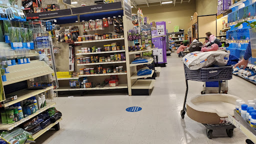 Pet Supply Store «PetSmart», reviews and photos, 1705 N Bechtle Ave, Springfield, OH 45504, USA