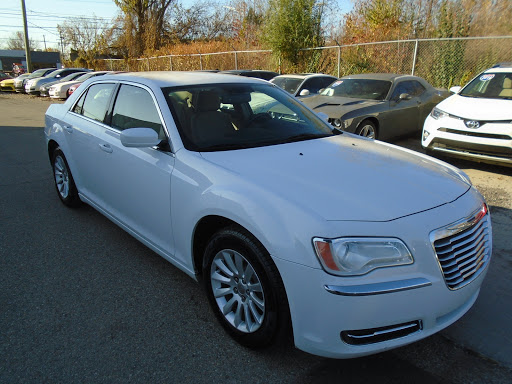 Used Car Dealer «Quattro Motors 2 LLC», reviews and photos, 29666 Grand River Ave, Farmington Hills, MI 48336, USA