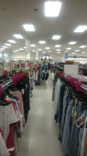 Department Store «Marshalls», reviews and photos, 351 N Frontage Rd, New London, CT 06320, USA