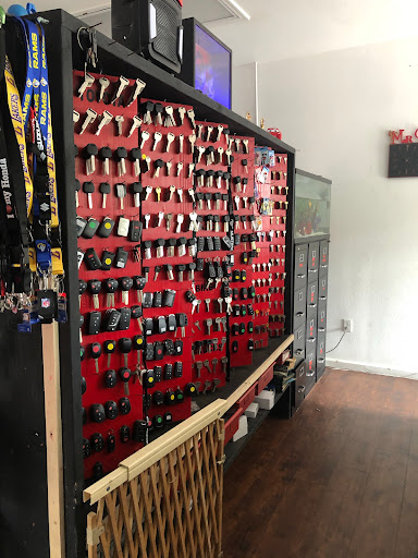 Locksmith «Mr. G Locksmith Jr.», reviews and photos, 11616 Long Beach Blvd, Lynwood, CA 90262, USA