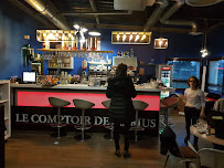 Atmosphère du Restaurant Le Comptoir de Marius à Roye - n°11