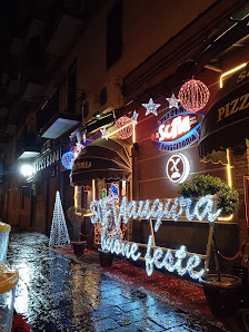 Pizzeria Sofia Via S. Alfonso Maria de Liguori, 2, 80141 Napoli NA, Italia