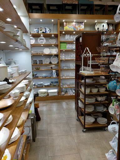 Home Goods Store «Pier 1 Imports», reviews and photos, 901 Rancho Pkwy, Arroyo Grande, CA 93420, USA