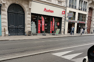 Auchan Piéton St Etienne Charles De Gaulle