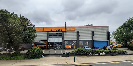 Halfords - Oldham