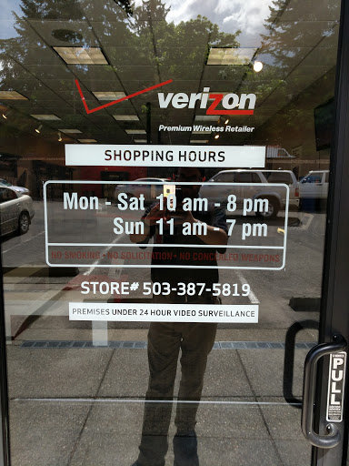 Cell Phone Store «Verizon Authorized Retailer - A Wireless», reviews and photos, 22000 Willamette Dr #104, West Linn, OR 97068, USA