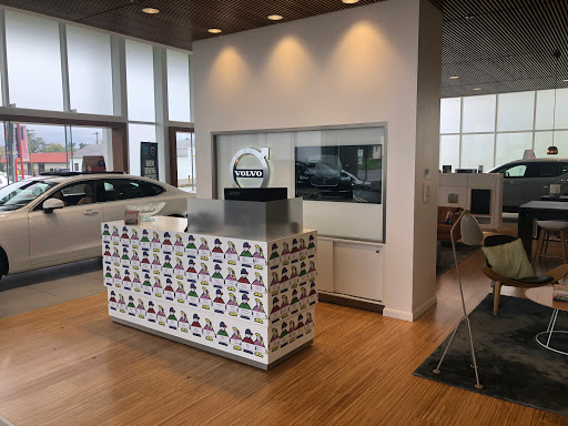 Car Dealer «Wynn Volvo Cars Norristown», reviews and photos, 2049 W Main St, Norristown, PA 19403, USA
