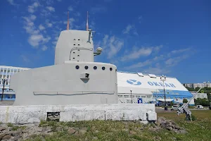 Pamyatnik L-16 image