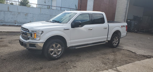 Tire Shop «State Street Tire», reviews and photos, 460 W Park Ave, Barberton, OH 44203, USA