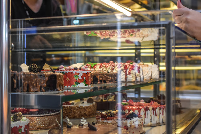 Anasis Bakery and Pastry - Αρτοποιείο