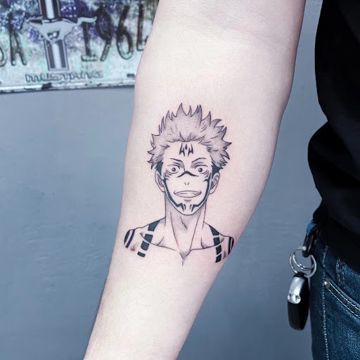 Explore women's collar bone tattoo ideas, creative tattoo ideas in Arcadia, available at Ants Tattoo Arcadia Tattoo Shop