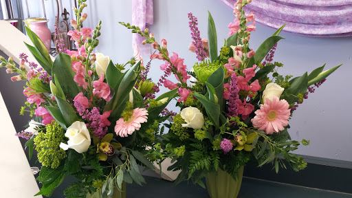 Florist «A.J. Heil Florist, Inc.», reviews and photos, 3233 Warrensville Center Rd, Shaker Heights, OH 44122, USA