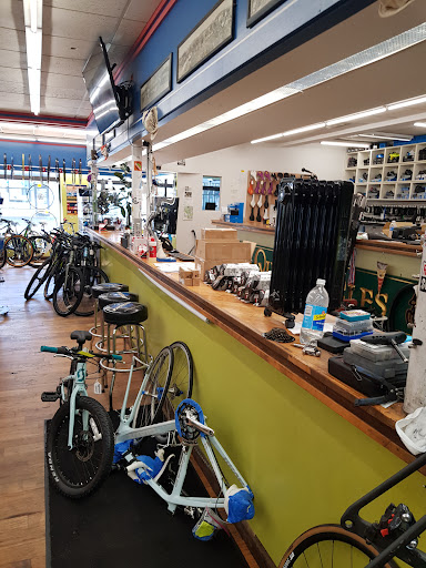 Bicycle Store «Quad Cycles», reviews and photos, 1043 Massachusetts Ave, Arlington, MA 02476, USA