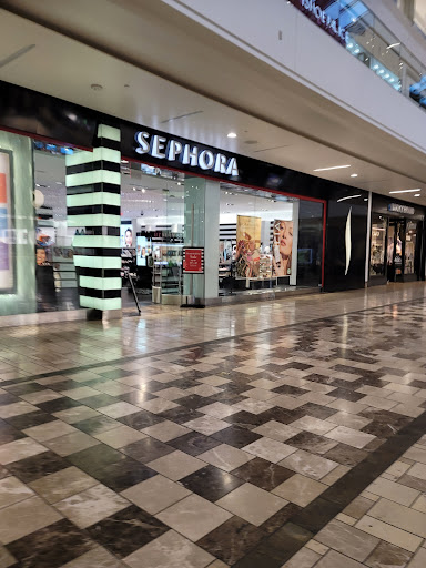Cosmetics Store «SEPHORA», reviews and photos, 1151 Galleria Blvd, Roseville, CA 95678, USA
