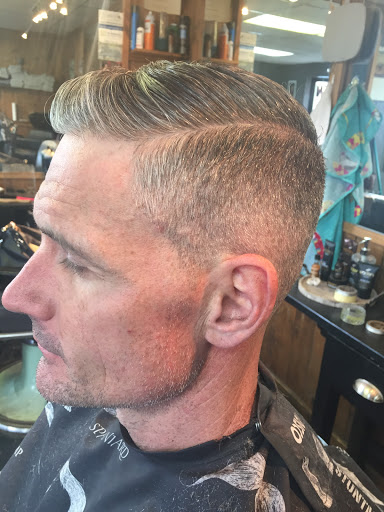 Barber Shop «Barbers Den», reviews and photos, 57 Edwards Access Rd, Edwards, CO 81632, USA