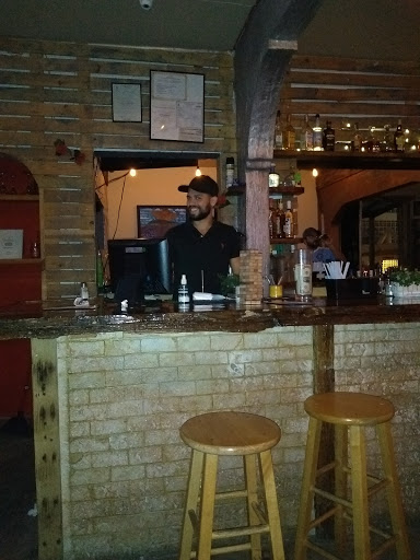Kaña restaurant & Rum Bar