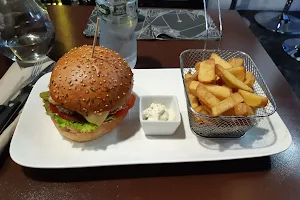 Royat Burger image