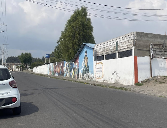 Opinii despre UNIDAD EDUCATIVA MARCO AURELIO SUBIA - BATALLA DE PANUPALI în Tanicuchí - Escuela