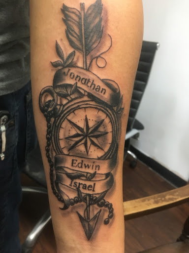 Explore st. louis cardinals tattoo ideas, creative tattoo ideas in Kingsland, available at Sea Of Ink Tattoo & Piercing Studio