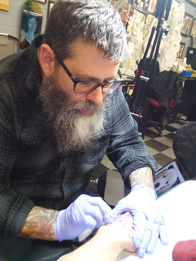 Tattoo Shop «Tattoo Paradise», reviews and photos, 15877 Redland Rd, Rockville, MD 20855, USA