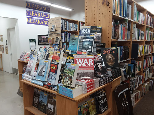 Book Store «Half Price Books», reviews and photos, 1328 Butterfield Rd, Downers Grove, IL 60515, USA