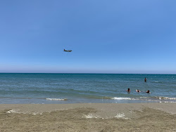 Φωτογραφία του Mckenzie Beach με μακρά ευθεία ακτή