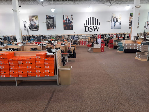 Shoe Store «DSW Designer Shoe Warehouse», reviews and photos, 290 Mid Rivers Center, St Peters, MO 63376, USA