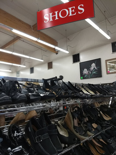 Thrift Store «St. Vincent de Paul Retail Thrift Store», reviews and photos