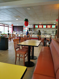 Atmosphère du Restaurant Le palais d'asie à La Valette-du-Var - n°10