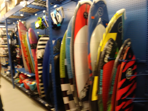 Marine Supply Store «West Marine», reviews and photos, 147 Sunrise Hwy, West Islip, NY 11795, USA