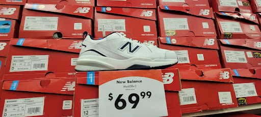 Shoe Store «Shoe Carnival», reviews and photos, 2105 N Prospect Ave, Champaign, IL 61822, USA