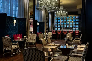Lumen Lounge - Lobby Bar image