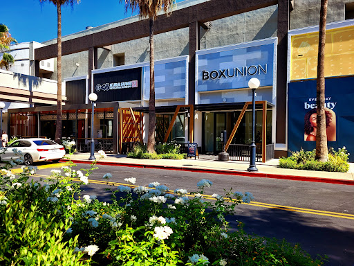 Shopping Mall «Westfield Fashion Square», reviews and photos, 14006 Riverside Dr, Sherman Oaks, CA 91423, USA