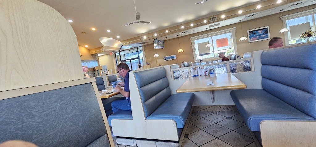 Angelo's Avenue Grille 48312