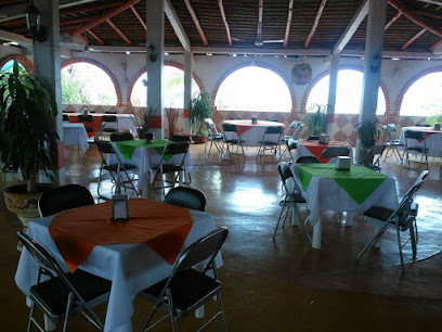 Restaurante Y Balneario El Mirador - Sta. Cruz 10, Cutzeo, 61940 Huetamo de Núñez, Mich., Mexico