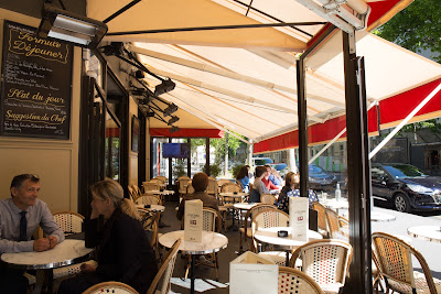 Le Café Dumas à Paris