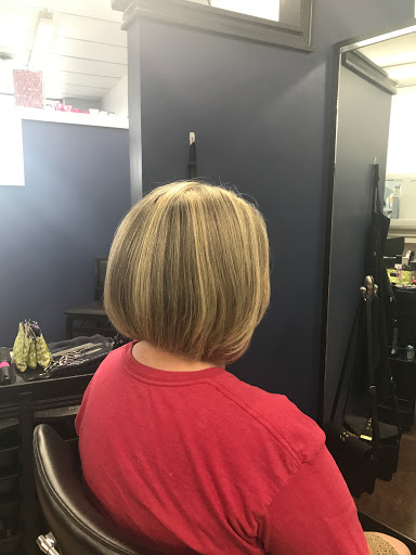 Hair Salon «deeR client Hair Salon», reviews and photos, 116 Astro Shopping Center, Newark, DE 19711, USA