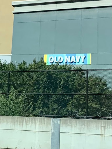 Clothing Store «Old Navy», reviews and photos, 1961 Chain Bridge Rd, McLean, VA 22102, USA