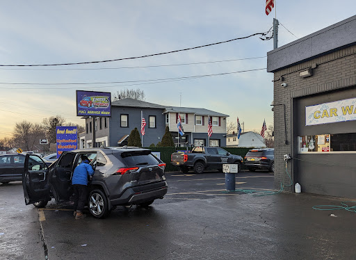 CJ'S Express Car Wash and  Hasbrouck Heights NJ en Hasbrouck Heights
