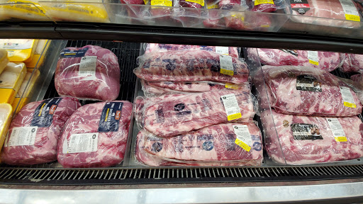 Grocery Store «Winn-Dixie», reviews and photos, 2519 McMullen Booth Rd #106, Clearwater, FL 33761, USA