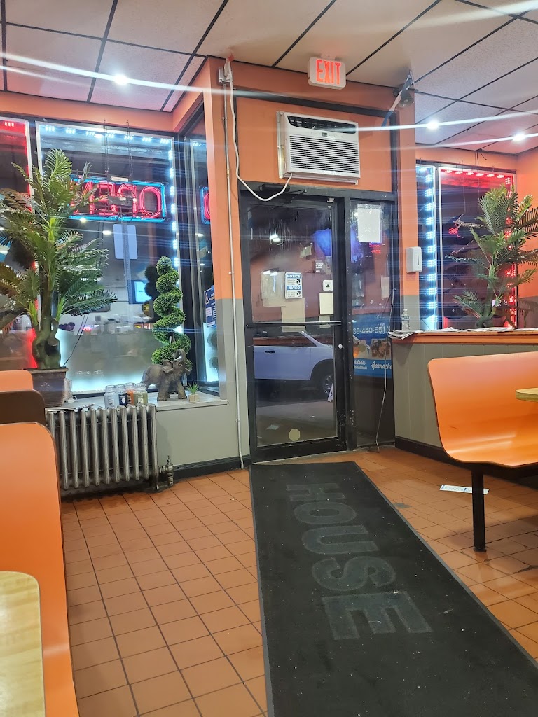 GUATEMALA RESTAURANT 01905