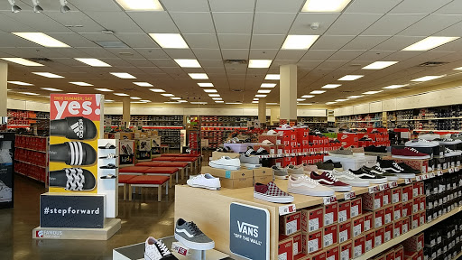 Shoe Store «Famous Footwear», reviews and photos, 2300 Daniels St, Manteca, CA 95337, USA