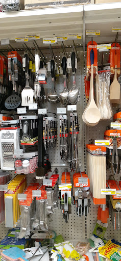 Butcher Shop «Glebe Market», reviews and photos, 300 N Glebe Rd, Arlington, VA 22203, USA